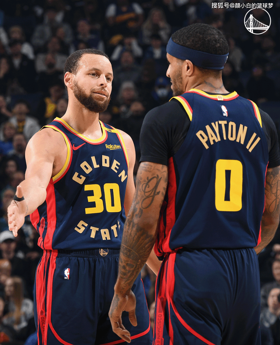 开云体育官网-库里在巴黎圣日耳曼比赛中晋级下一阶段，重要助攻引发热议！-开云体育官网