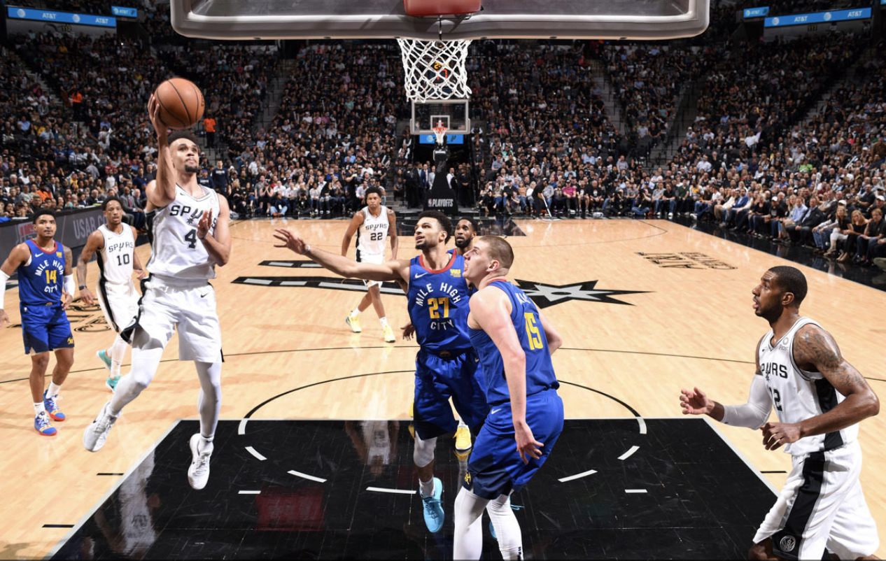 开云体育官网-梅西连续三场比赛得分超过领先优势明显，快船不断突破！的简单介绍-开云体育官网