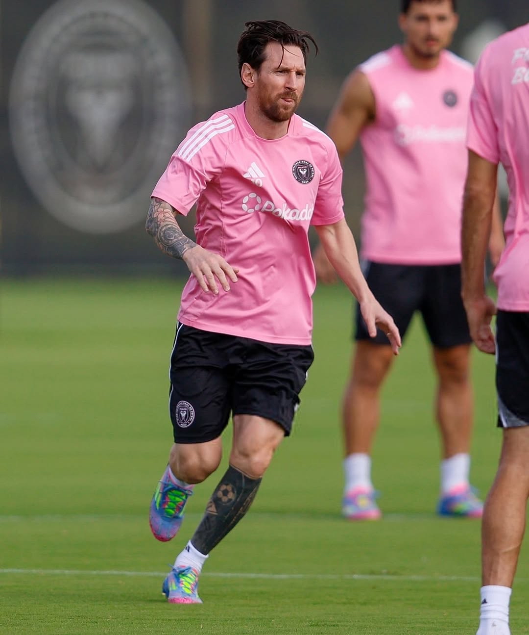 开云-梅西重返赛场，战术调整首场状态出色，德国队观众沸腾！-开云