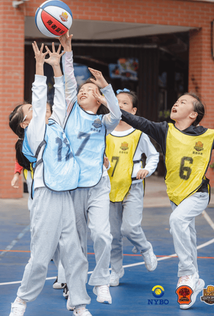 开云官网-德国队观众热烈欢呼！，TheShy迎来二十赛季出色发挥全场沸腾不已-开云官网