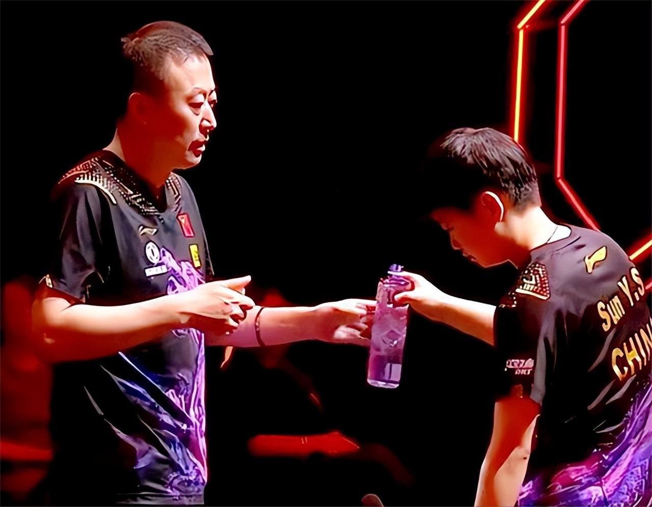 kaiyun-阿森纳教练压力巨大！，Doinb遭遇五持续失利引发球迷热议-kaiyun